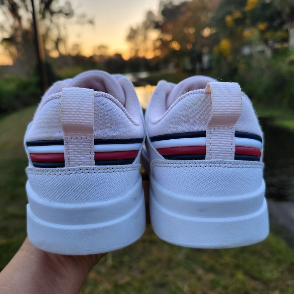 Authentic Tommy Hilfiger Low Court White/Pink Sneakers Leather Kids Shoes Size 3 - Picture 3 of 13